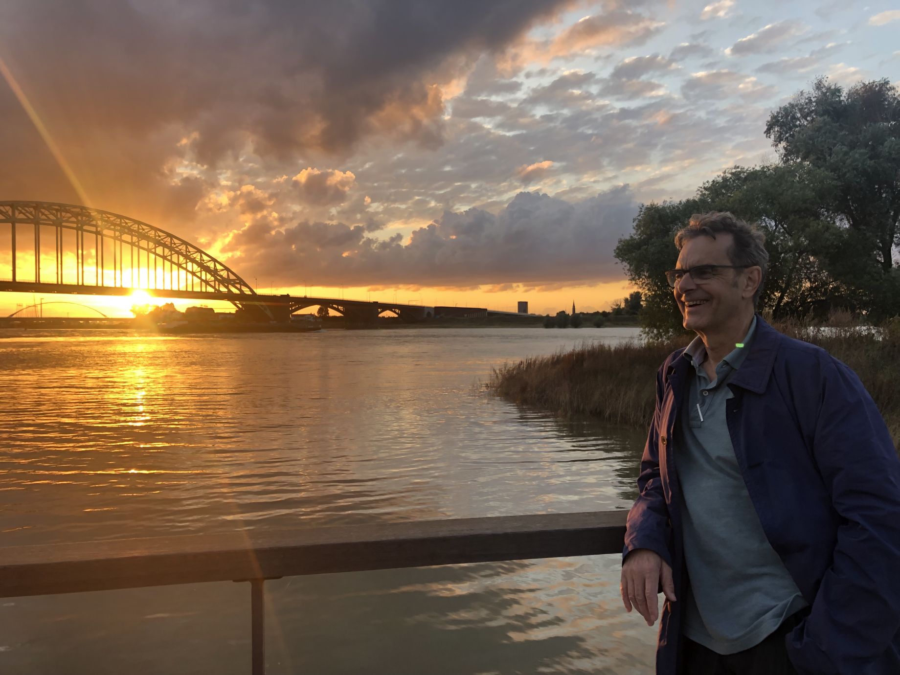 Afbeelding Waalbrug en gerard Nass